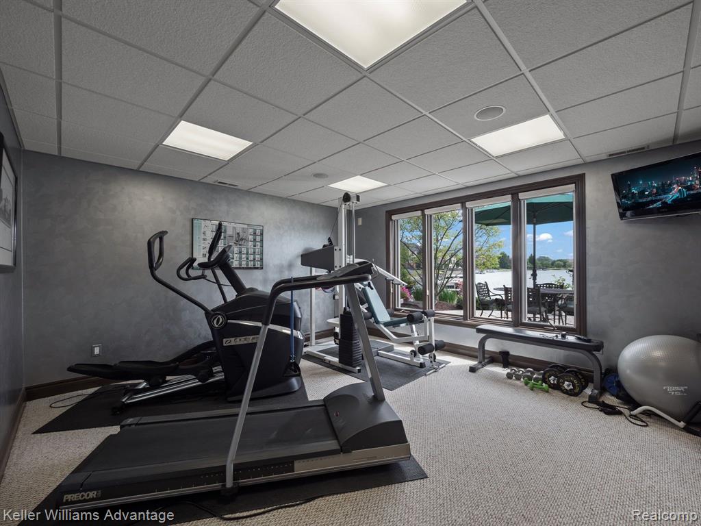 18328 Clairmont Circle E, Northville, MI 48168 — Photo 41