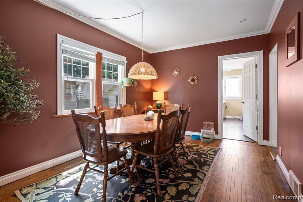 819 N Ball Street, Owosso, MI 48867 — Photo 25