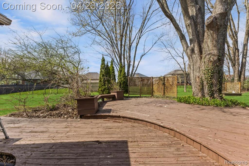 47339 Jefferson Avenue, Chesterfield, MI 48047 — Photo 45