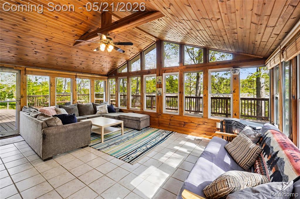 406 Fairwood Road, Pinckney, MI 48169 — Photo 4