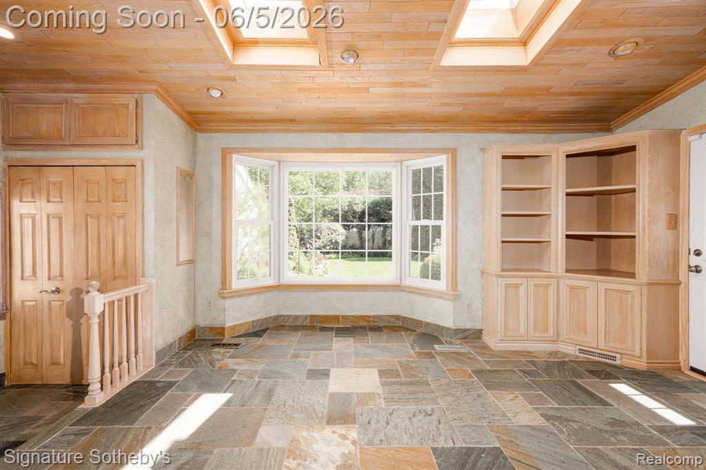 274 Hillcrest Avenue, Grosse Pointe, MI 48236 — Photo 19