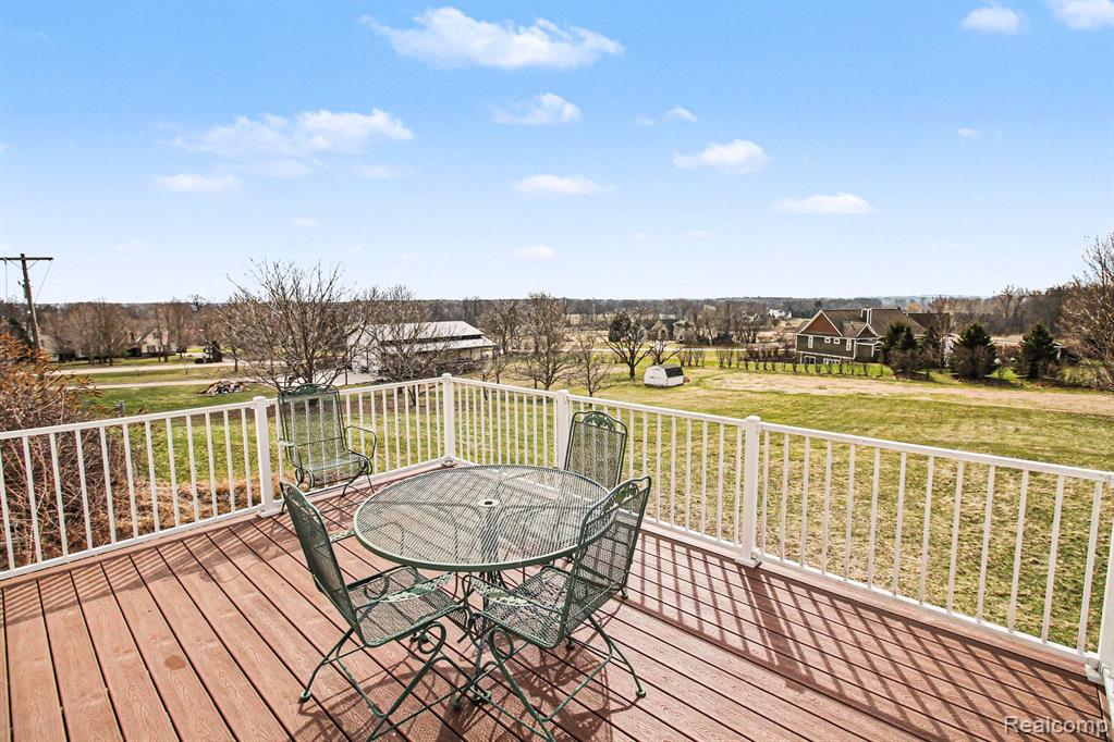 8806 Bergin Road, Howell, MI 48843 — Photo 25