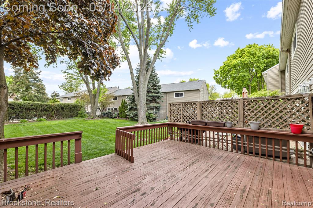 819 Kirts Boulevard, Troy, MI 48084 — Photo 28