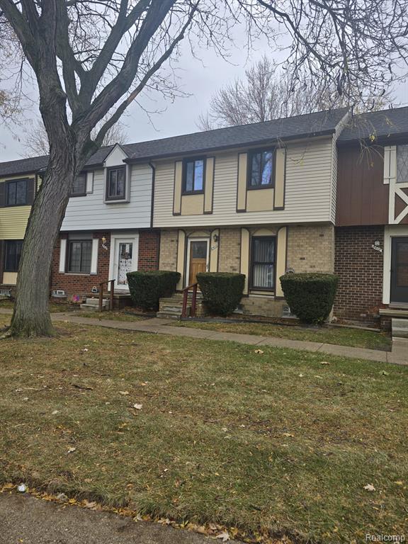 8410 HICKORY DR Drive, Sterling Heights, MI 48312 — Photo 2