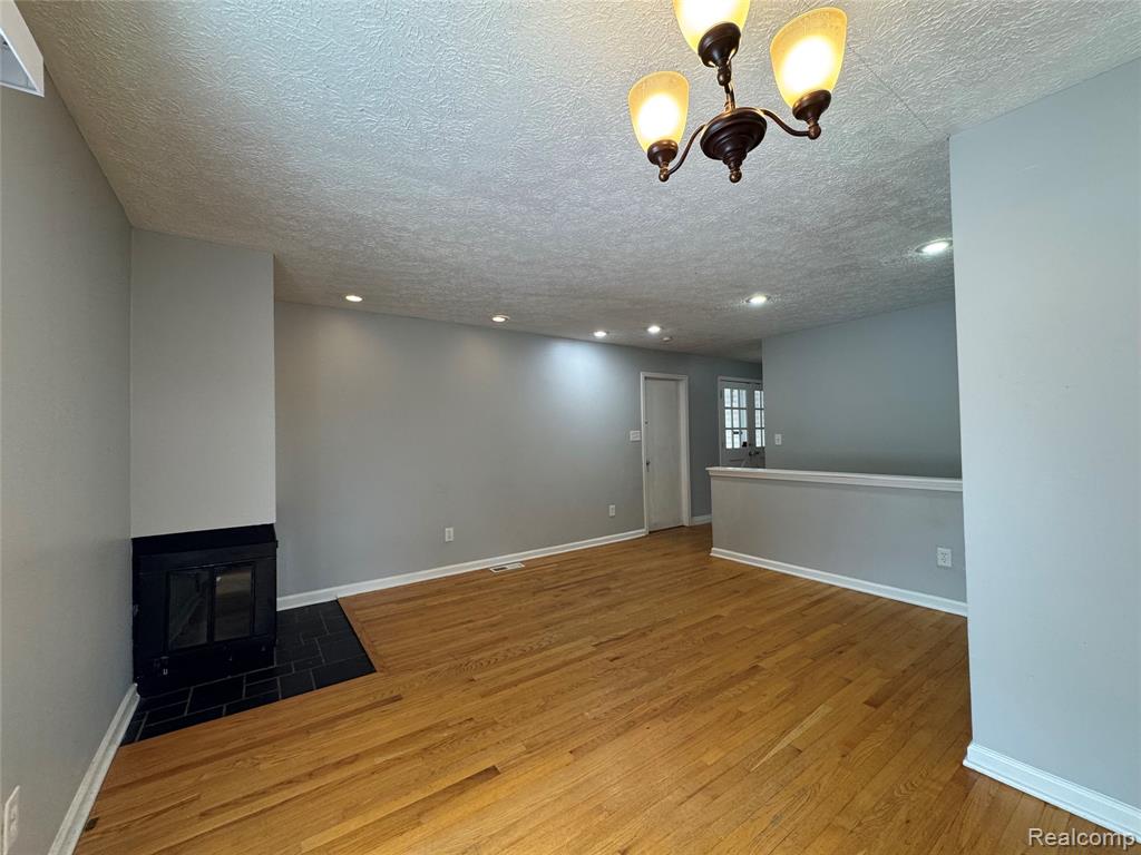 4162 Cypress Drive, Troy, MI 48085 — Photo 20