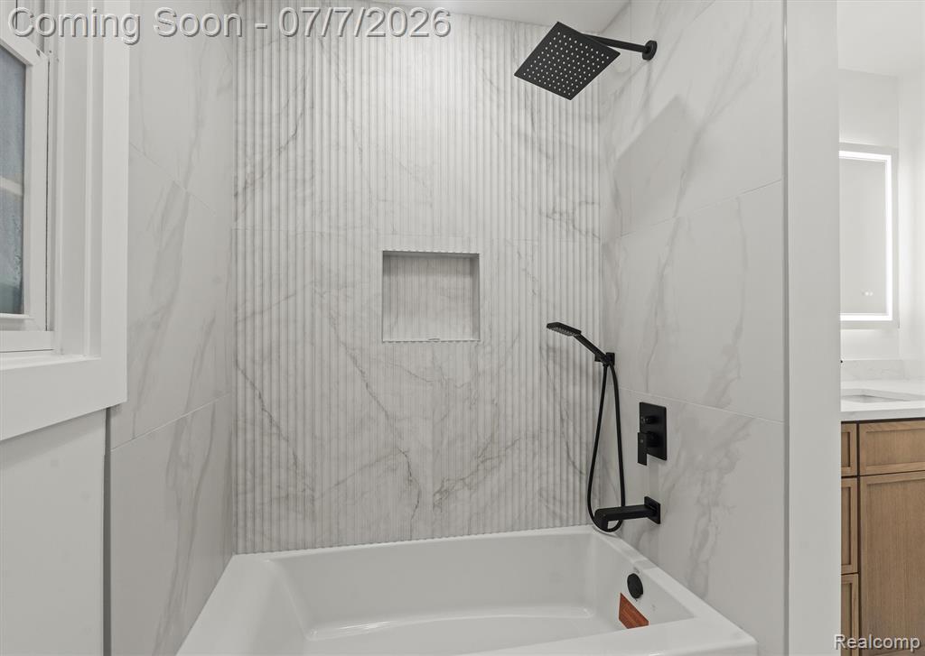 5671 Shadow Lane, Bloomfield Hills, MI 48302 — Photo 25