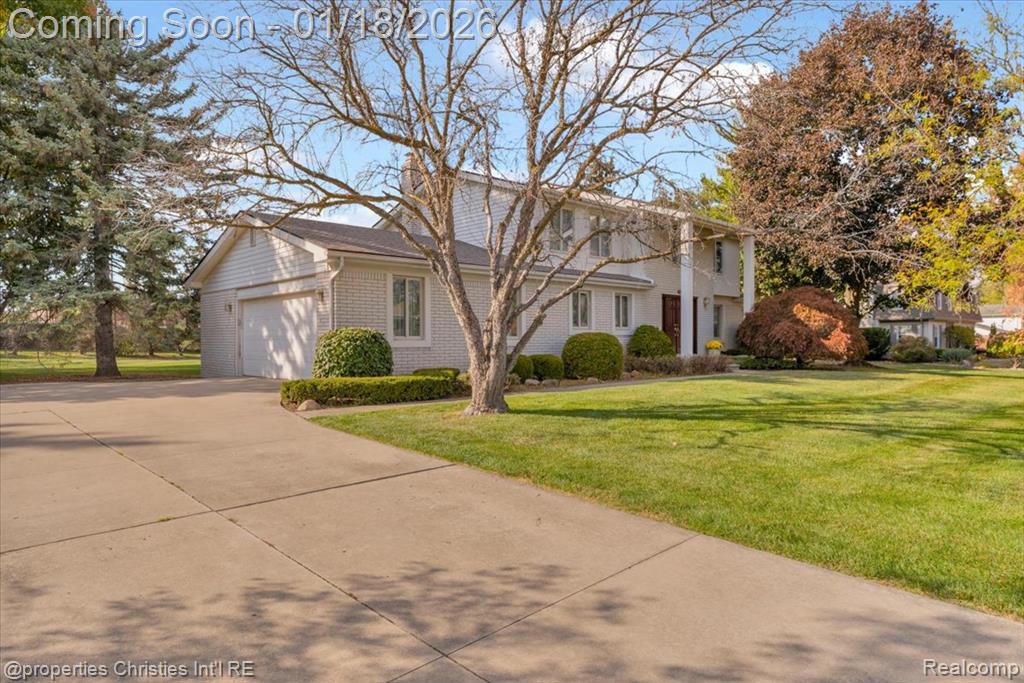 6260 Nicholas Drive, West Bloomfield, MI — Photo 2