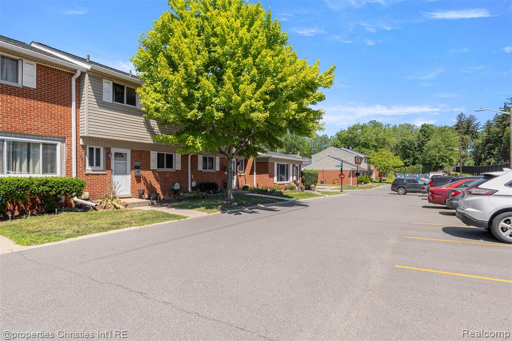 8139 Bristol Street, Westland, MI — Photo 3