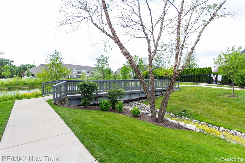 45929 GRAYSTONE Lane, Canton, MI 48187 — Photo 38