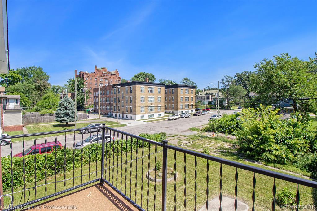 605 Calvert Street, Detroit, MI 48202 — Photo 22