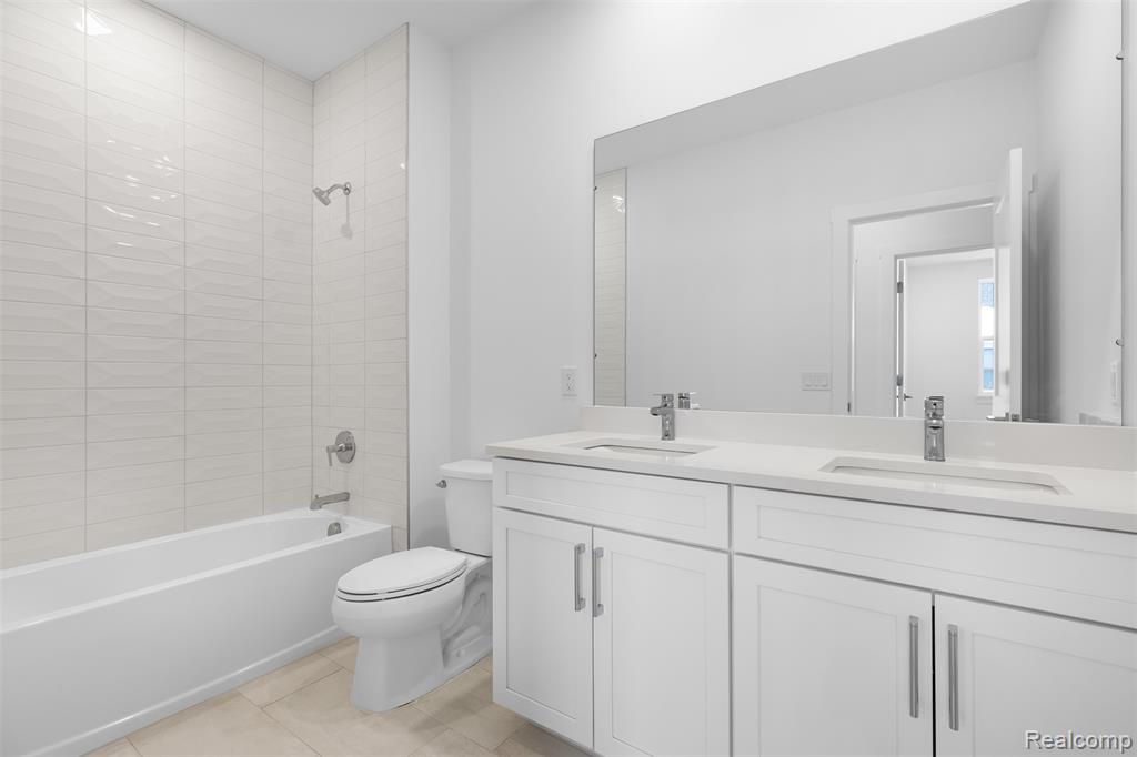 106 Apaloosa, Northville, MI, 48167