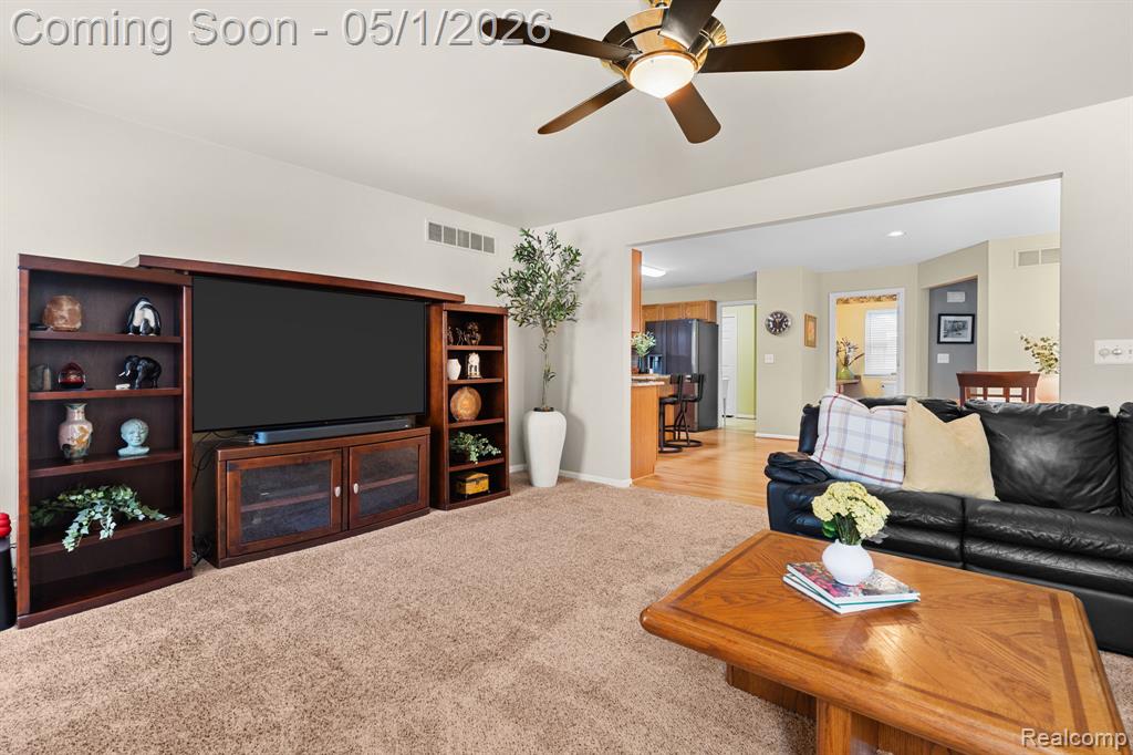 1861 Twin Sun Circle, Walled Lake, MI 48390 — Photo 46