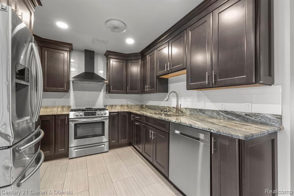 8810 BROOKLINE Avenue, Plymouth, MI 48170 — Photo 11