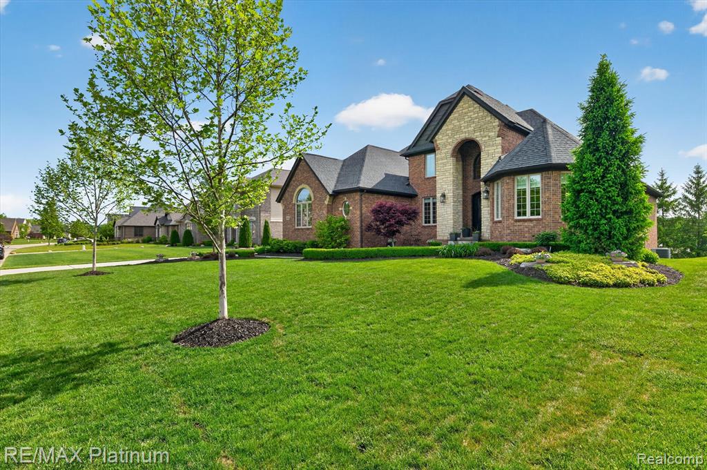 10653 Stoney Point Drive, South Lyon, MI 48178 — Photo 4
