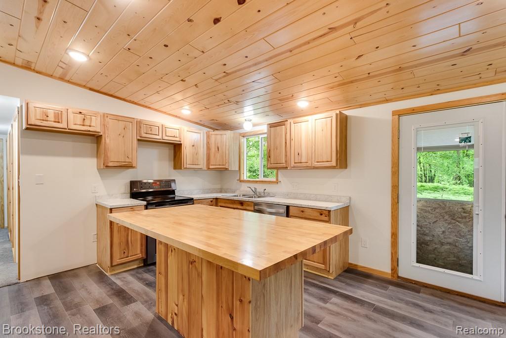 5776 Northover Circle, Elmira, MI 49730 — Photo 15