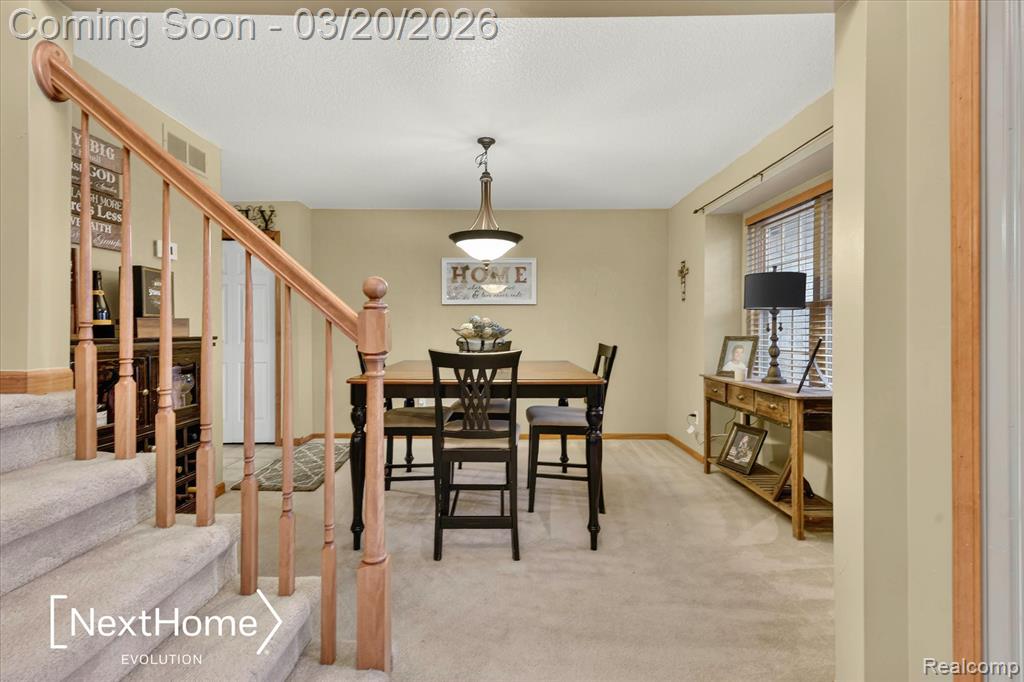 27078 Brookview Court, Flat Rock, MI 48134 — Photo 6