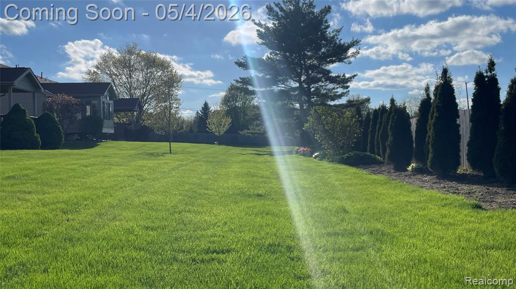9142 Luea Lane, Swartz Creek, MI 48473 — Photo 8
