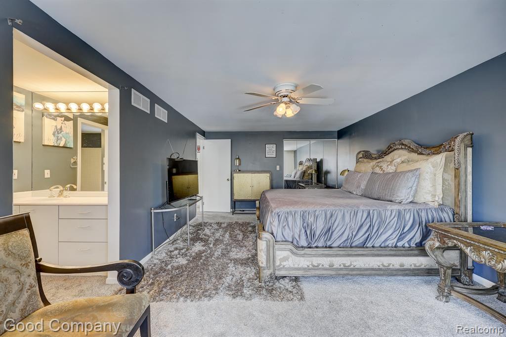 7105 Pebble Park Drive, West Bloomfield, MI — Photo 26