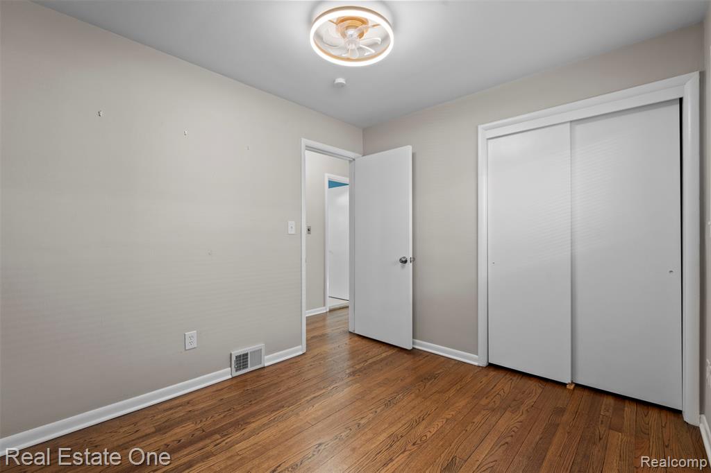 4114 Lincoln Boulevard, Dearborn Heights, MI 48125 — Photo 16