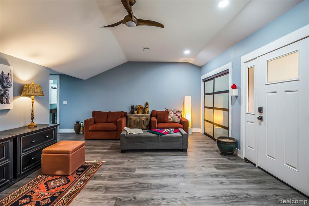 9109 McGregor Road, Pinckney, MI 48169 — Photo 18
