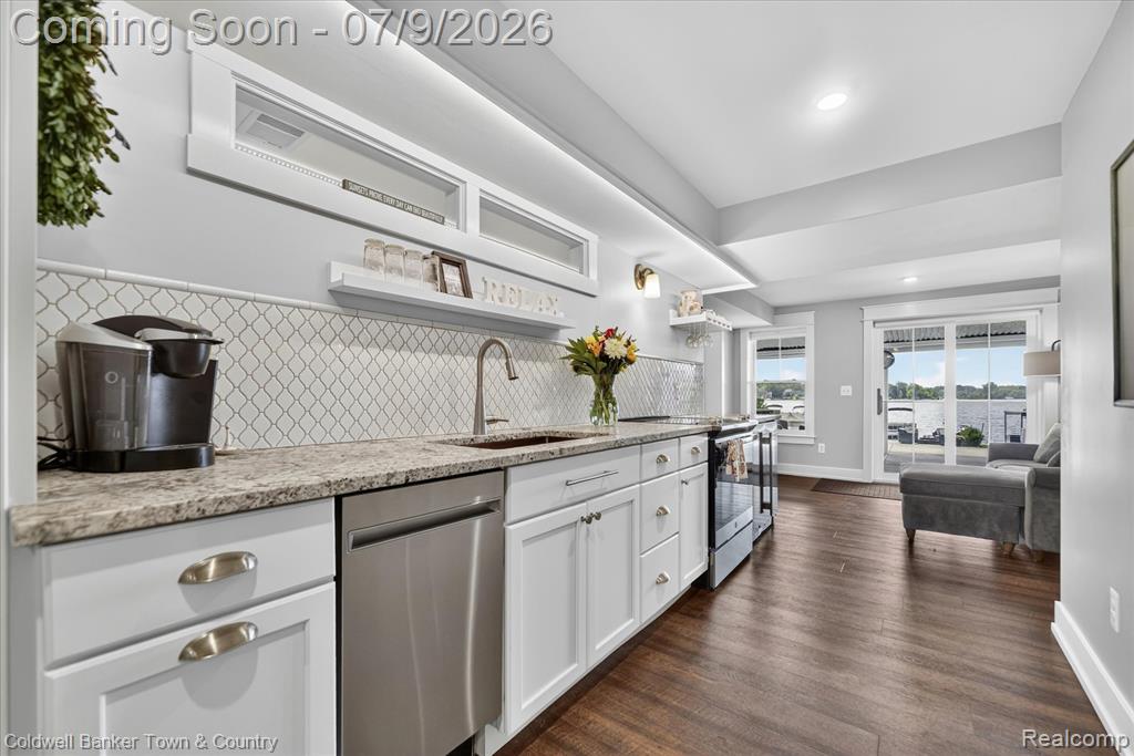 3762 Noble, Brighton, MI 48116 — Photo 38