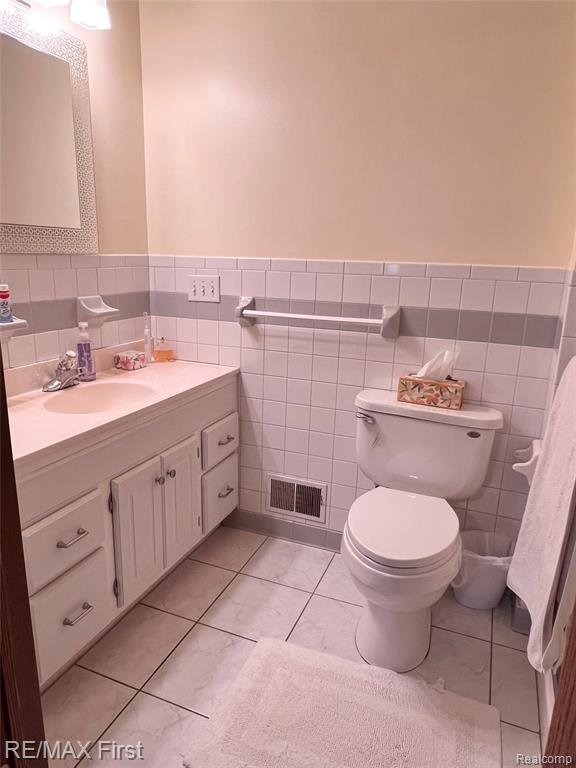 4547 Stephens Road, Warren, MI 48091 — Photo 15