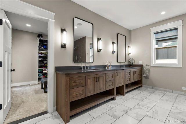 8431 STONEY CREEK Dr., South Lyon, MI 48178 — Photo 15