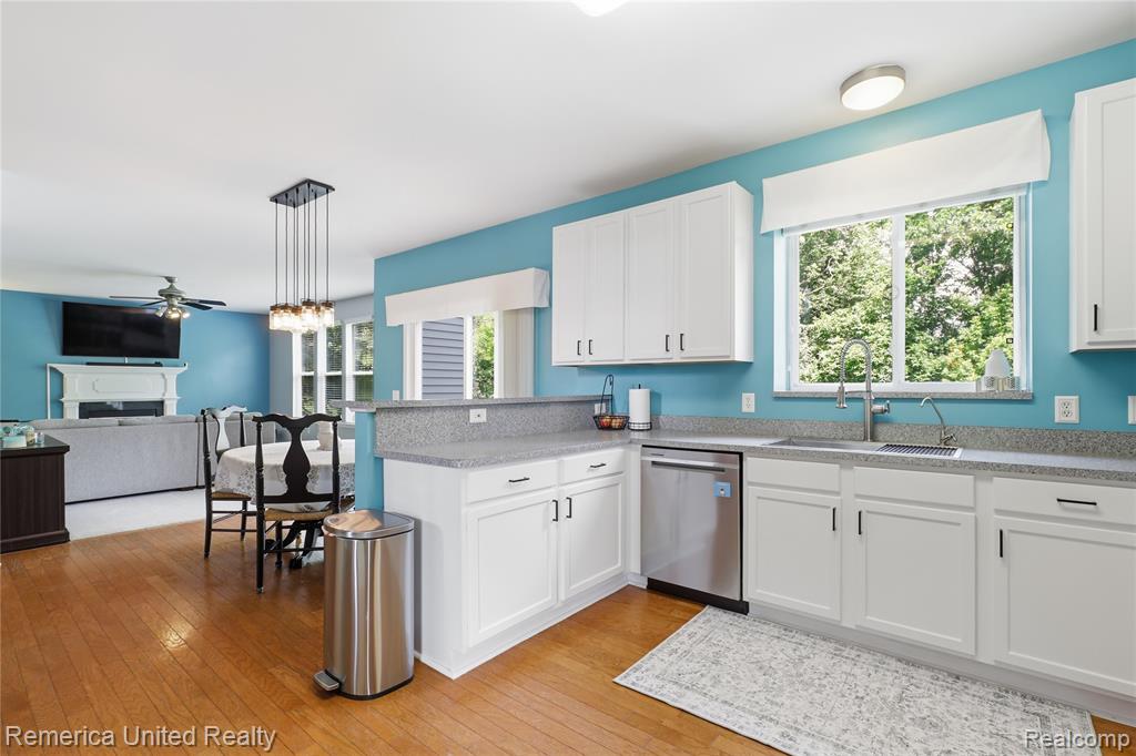 1842 Autumn Glen Drive, Howell, MI 48843 — Photo 15