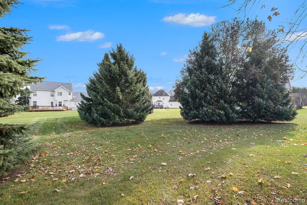 6354 OAK LEAF Trail, Linden, MI 48451 — Photo 24