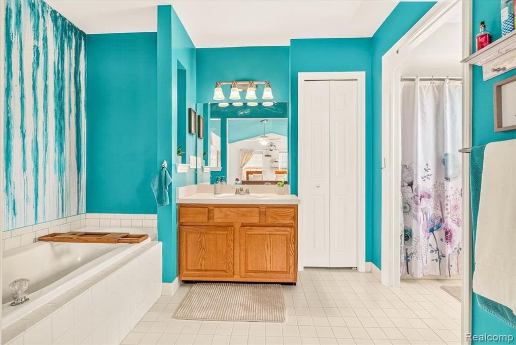 14642 Wildbrook Drive, Belleville, MI 48111 — Photo 50