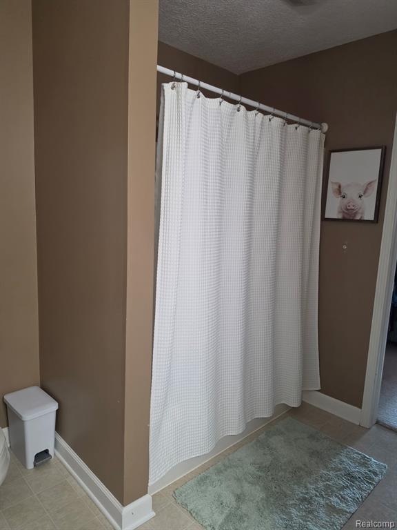 16118 Jeff Court, Grand Ledge, MI 48837 — Photo 41
