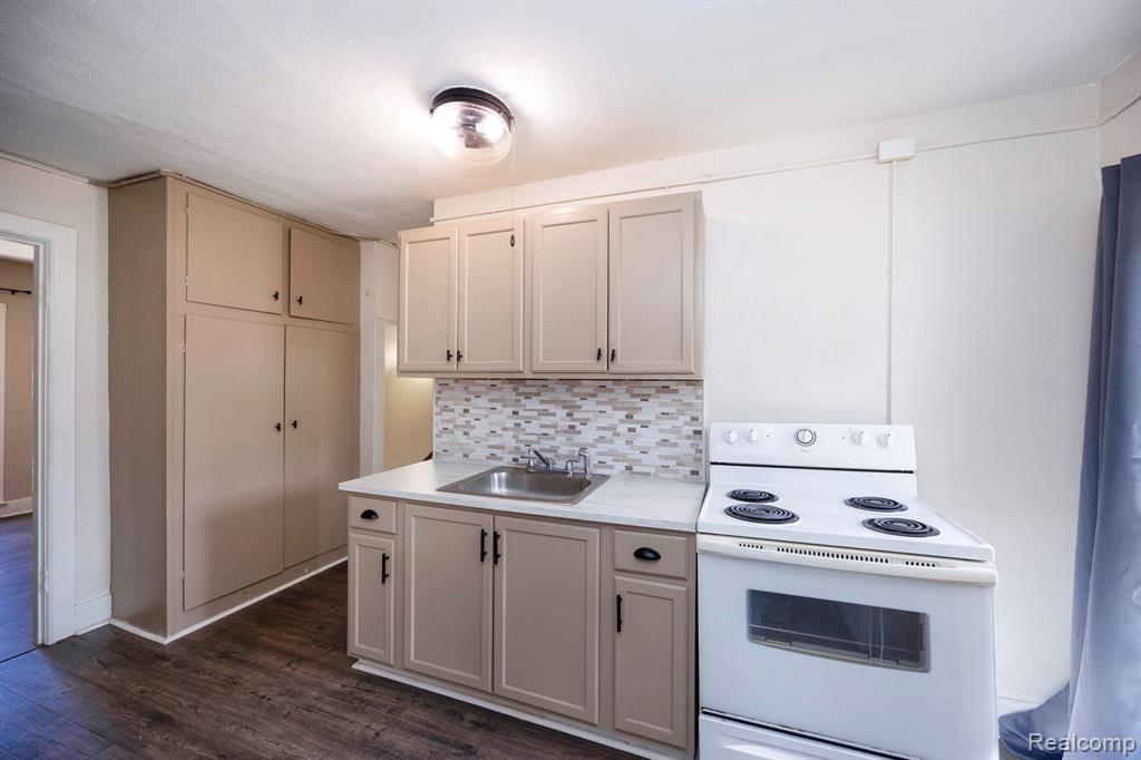 250 1st Street, Milan, MI 48160 — Photo 27