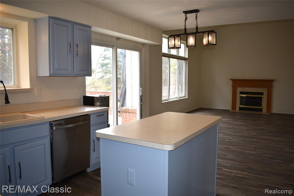 201 Columbia Drive, South Lyon, MI 48178 — Photo 15