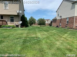 47205 Fairlawn Court, Canton, MI 48188 — Photo 5
