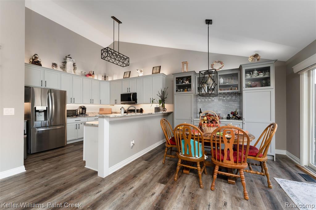 5597 Ashby Court, Waterford, MI 48327 — Photo 3