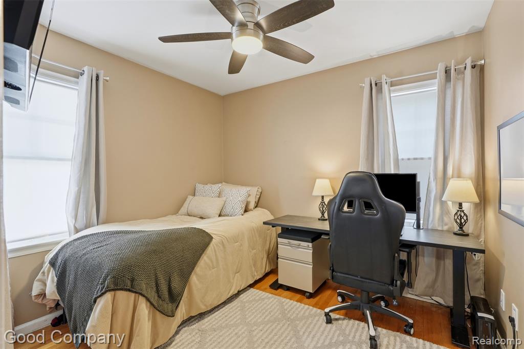 23470 Oneida Street, Oak Park, MI 48237 — Photo 15