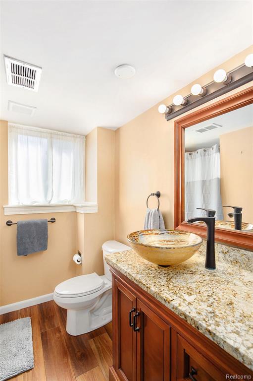 5807 Shetland Way, Waterford, MI 48327 — Photo 23