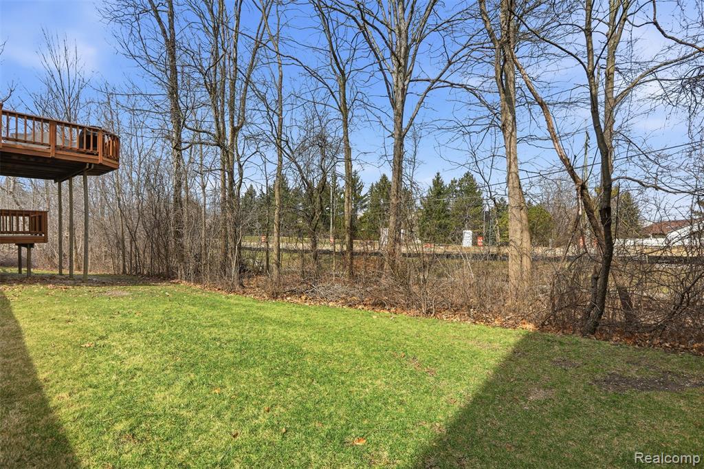 31192 Columbia Drive, Novi, MI, 48377
