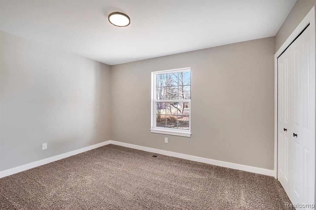 2417 EUGENE Street, Burton, MI 48519 — Photo 14