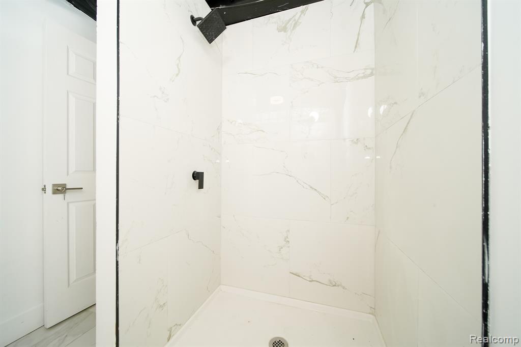 17116 Wildemere Street, Detroit, MI 48221 — Photo 80
