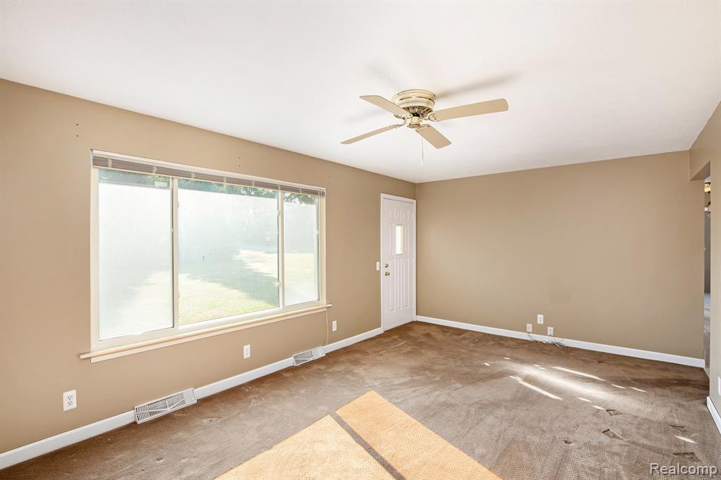 1714 Indian Road, Lapeer, MI 48446 — Photo 2