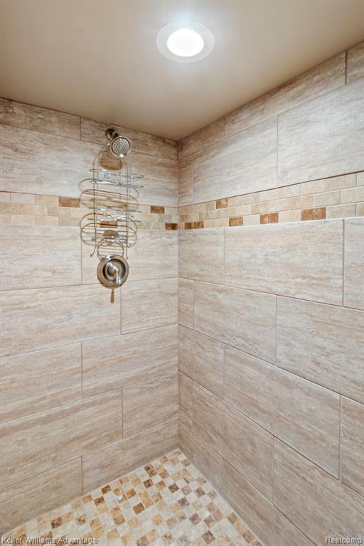 8079 THORNHILL Drive, Ypsilanti, MI 48197 — Photo 46
