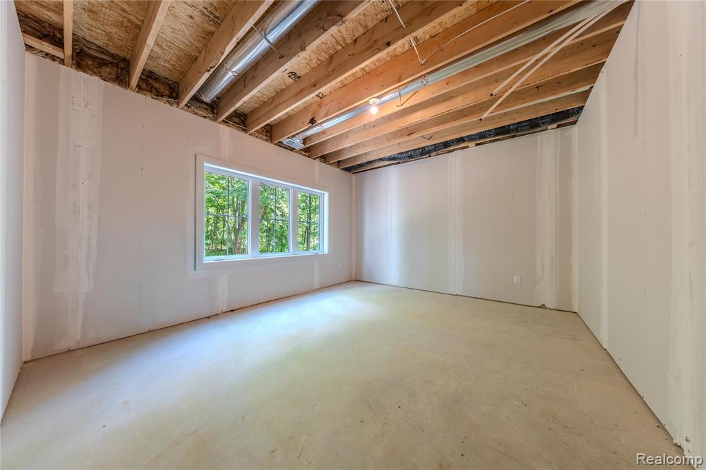 7509 Maple Ridge Drive, Clarkston, MI — Photo 17