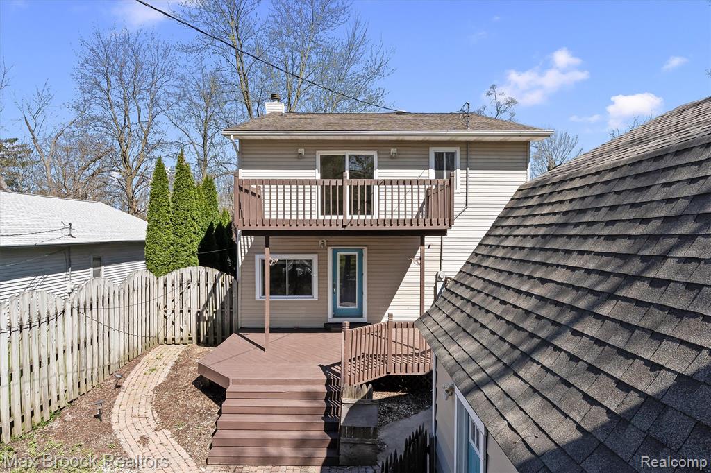 2375 Lakeside Drive, Highland, MI 48356 — Photo 33
