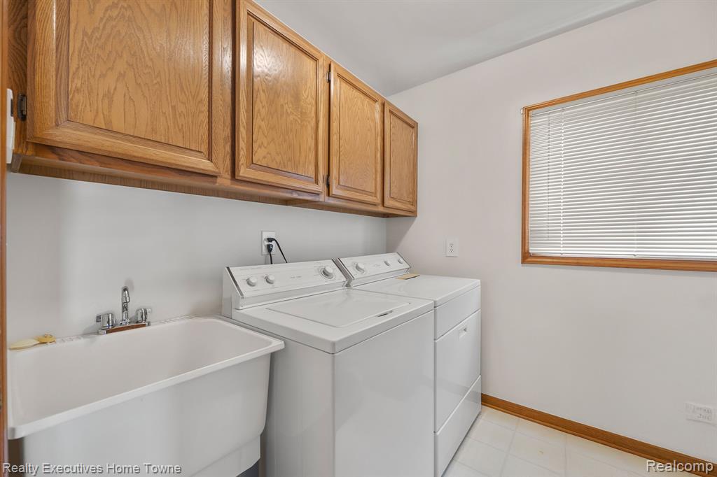 57946 EMERALD, Washington, MI — Photo 14