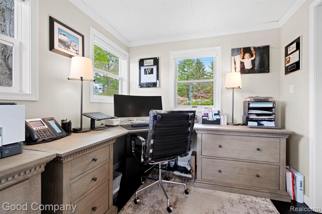 612 N LAKESHORE Drive, Ludington, MI 49431 — Photo 15