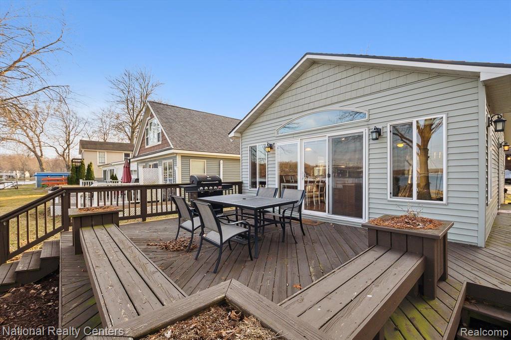 4807 DOWNING Drive, Pinckney, MI 48169 — Photo 34