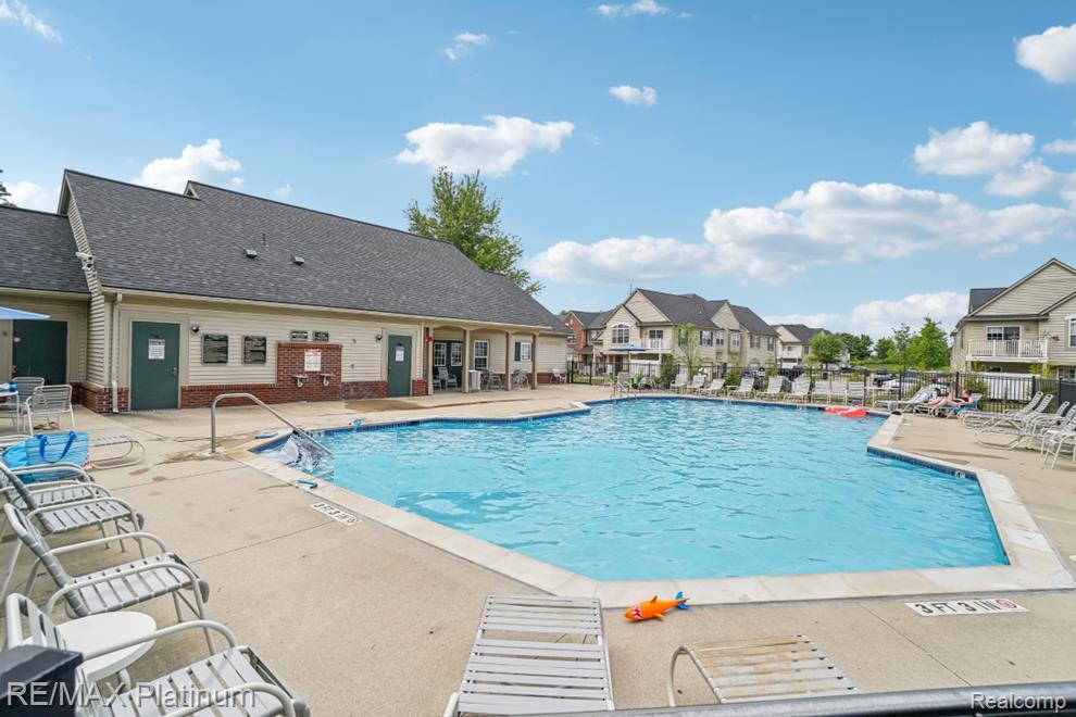 4023 HAMPTON RIDGE Boulevard, Howell, MI 48843 — Photo 18