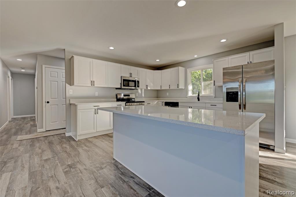 6342 Restwood Drive, Linden, MI 48451 — Photo 3