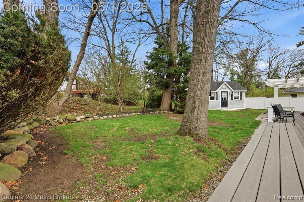5060 Oneida Drive, Clarkston, MI 48348 — Photo 58